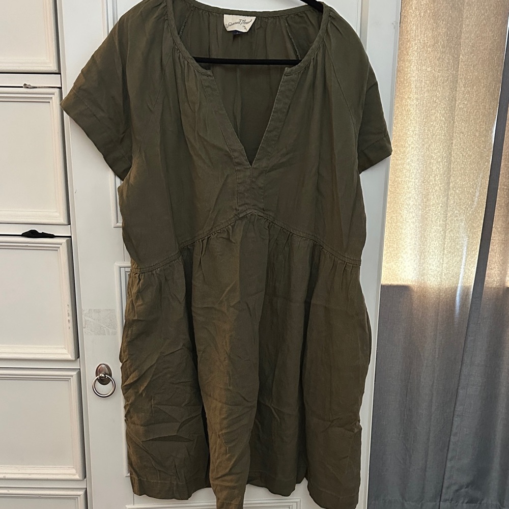 Universal Thread Olive Green Dress